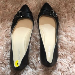 Women’s Nine West flats
